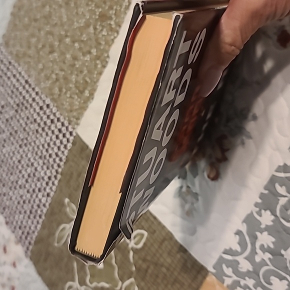 Stuart Woods Book - Picture 3 of 4